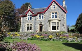 Rossmor Bed & Breakfast